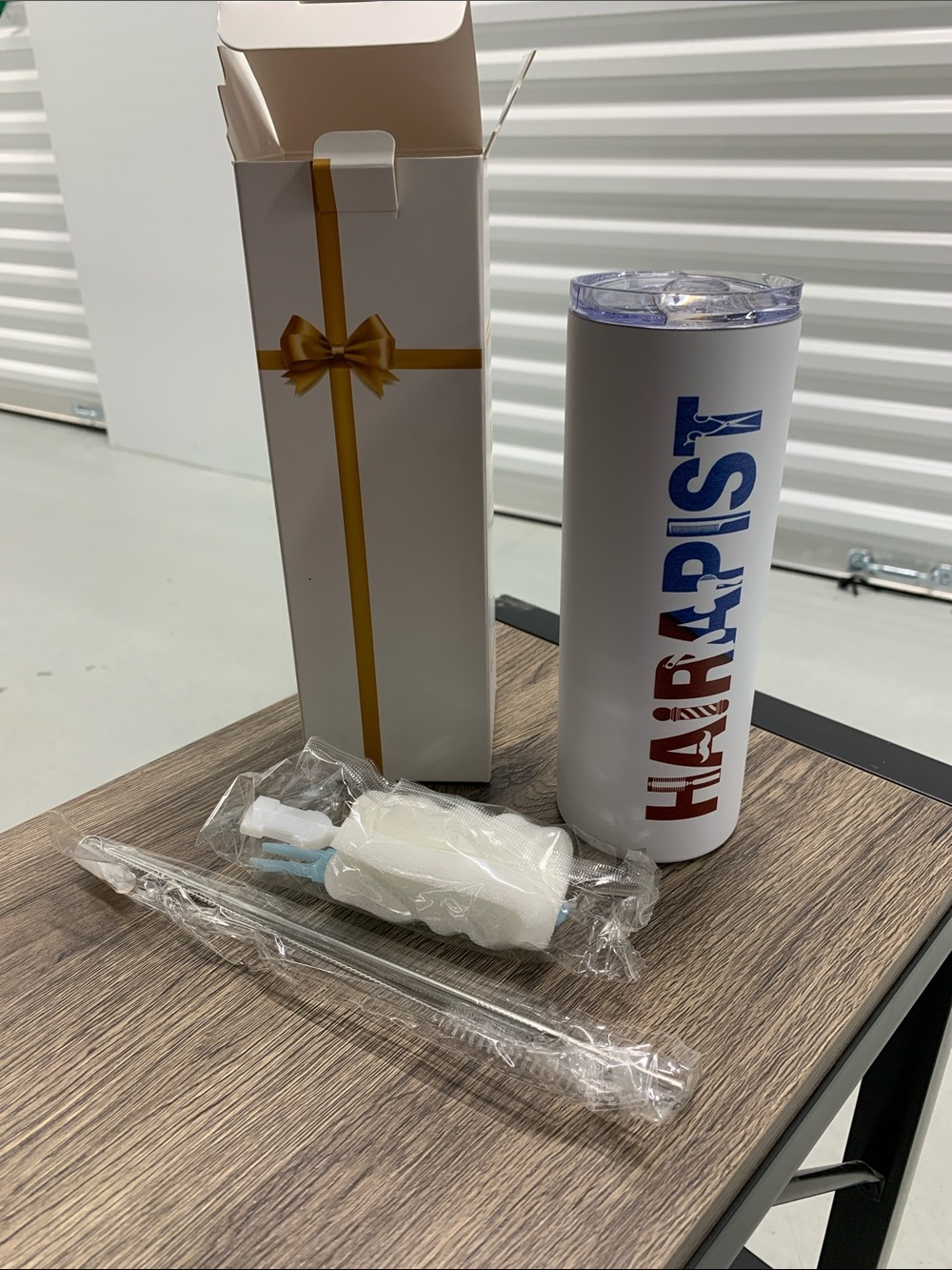 20oz hairapist skinny tumbler